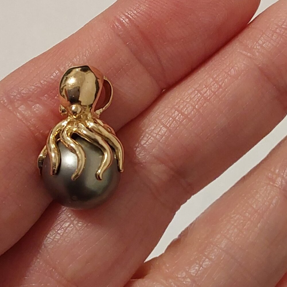 TAHITIAN PEARL OCTOPUS GOLD FROM HONOLULU JEWELRY STORE 2002